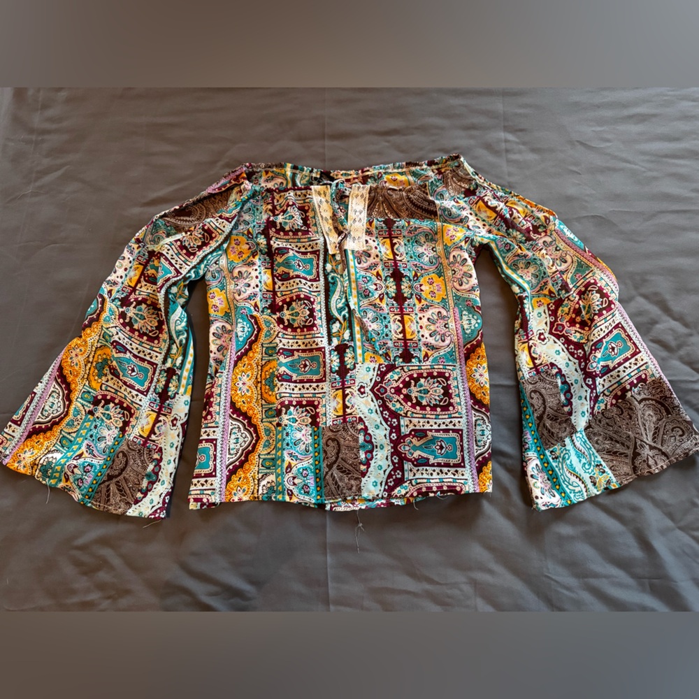 Y2K Rue21 Multicolor Patterned whimsical flowy long sleeve